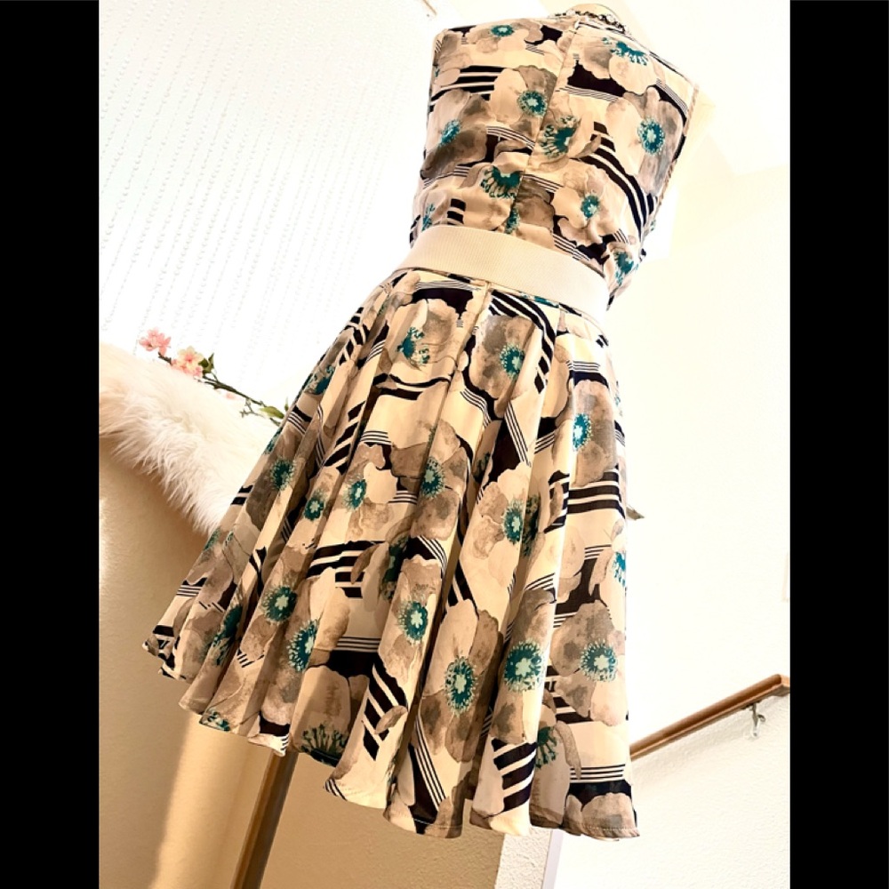 NWT S RARE Find Maison Jules Macy’s Gray Floral Teal Dress - Picture 4 of 9